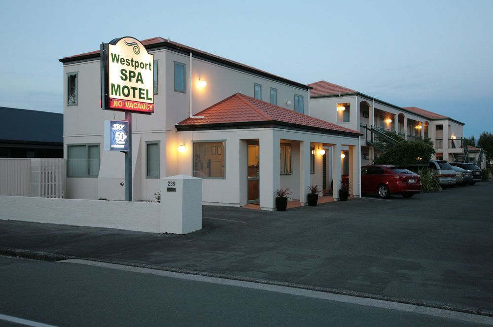 Westport Spa Motel Exterior foto